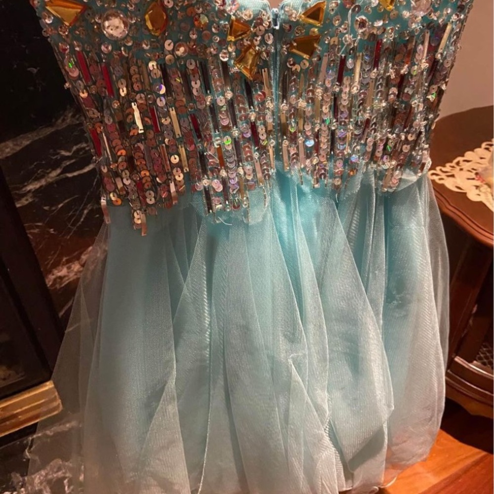 Sherry hill Tiffany dress size 6